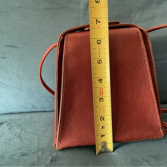 Neely & Chloe chocolate brown leather small bucket cross body bag - Picture 8 of 9